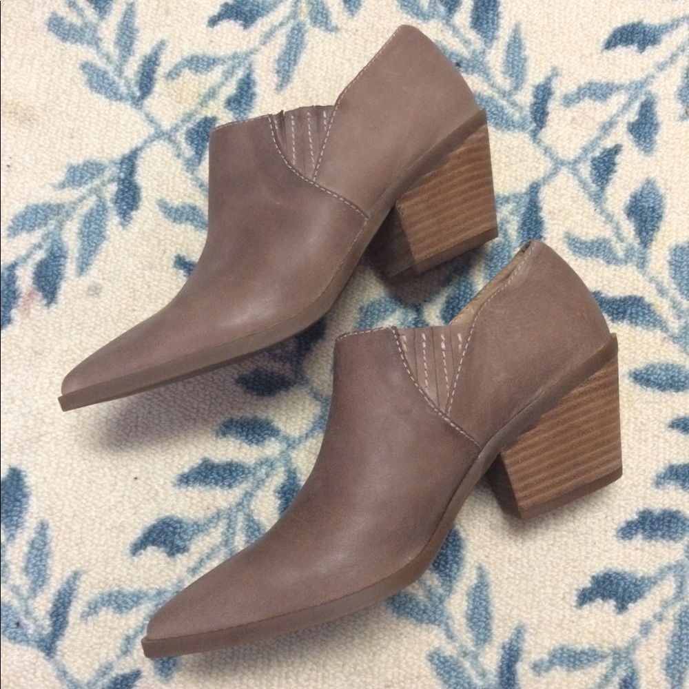 Cowgirl Western Ankle Booties EUC